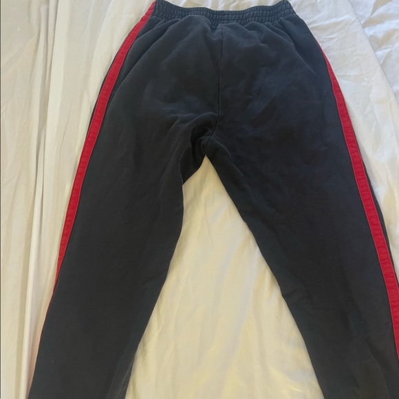 BRANDY MELVILLE J.GALT SWEATS - Picture 3 of 3